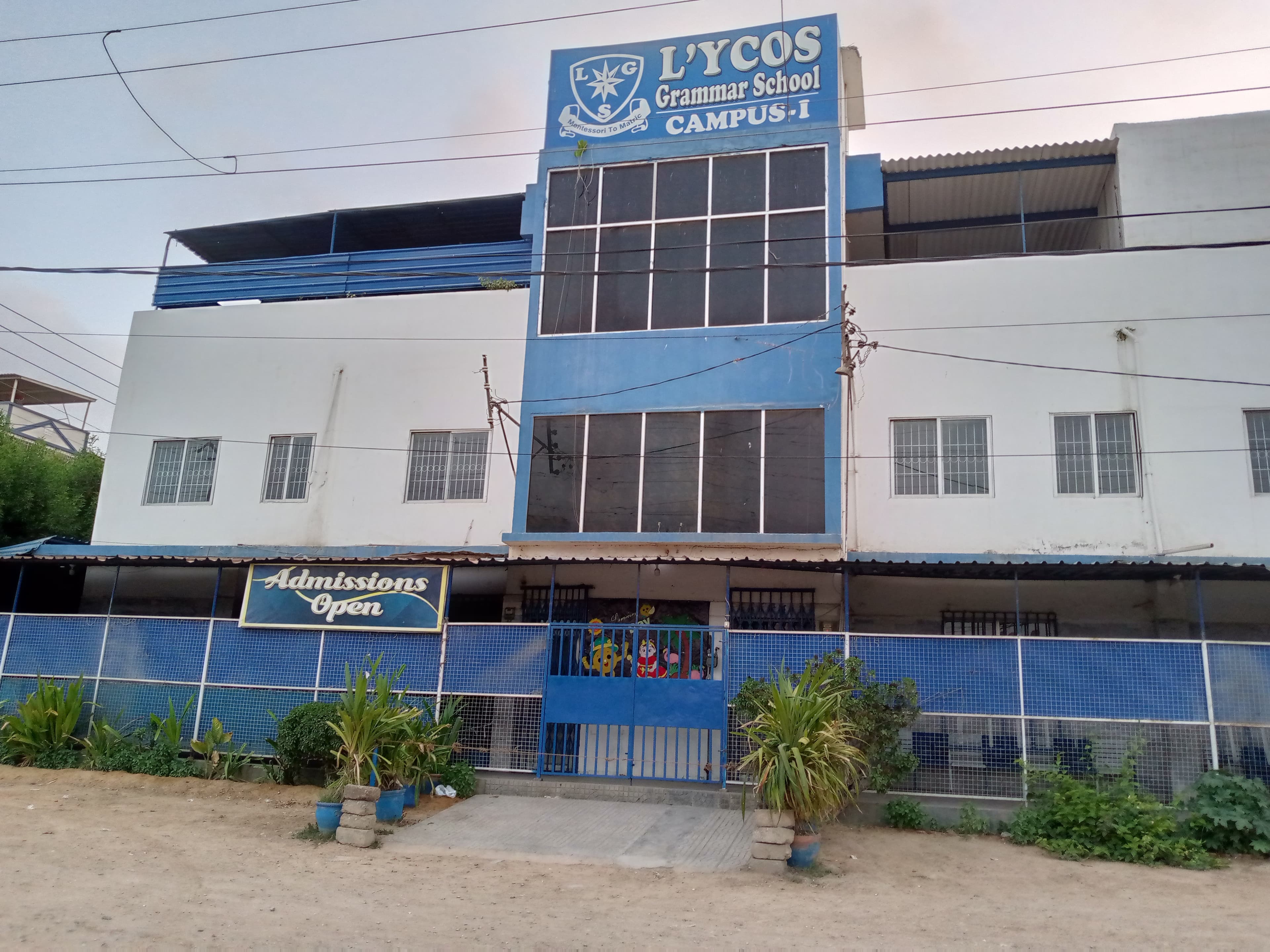 Lycos Grammar School — North Karachi