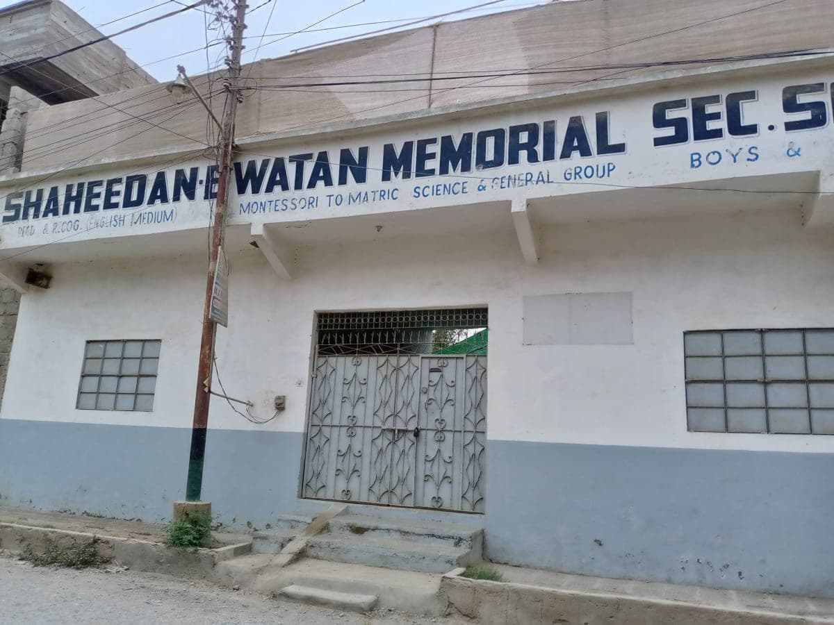 Shaheedan-e-Watan Memorial Secondary School — Orangi Town
