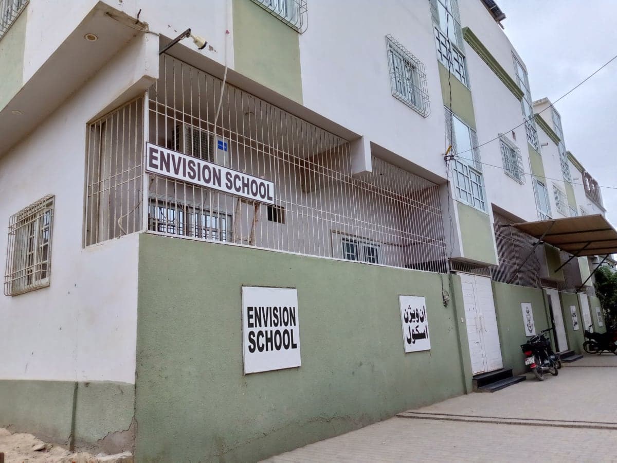 Envision School — Orangi Town