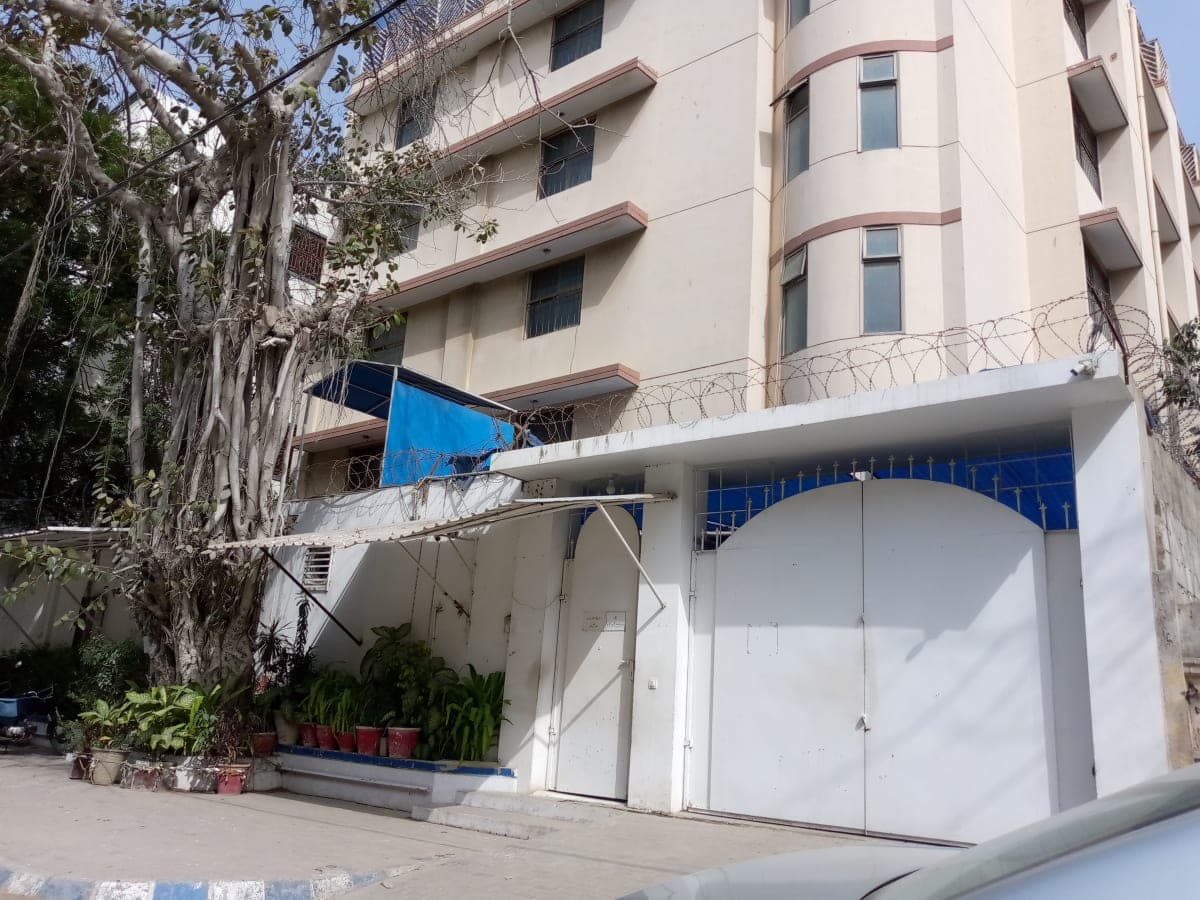 Al Badar School Junior Branch (Baitul Ishaq Campus) — Garden East